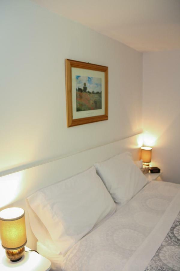 Cedar Drive Inn Crysler Екстериор снимка