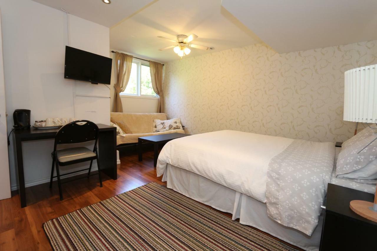 Cedar Drive Inn Crysler Екстериор снимка